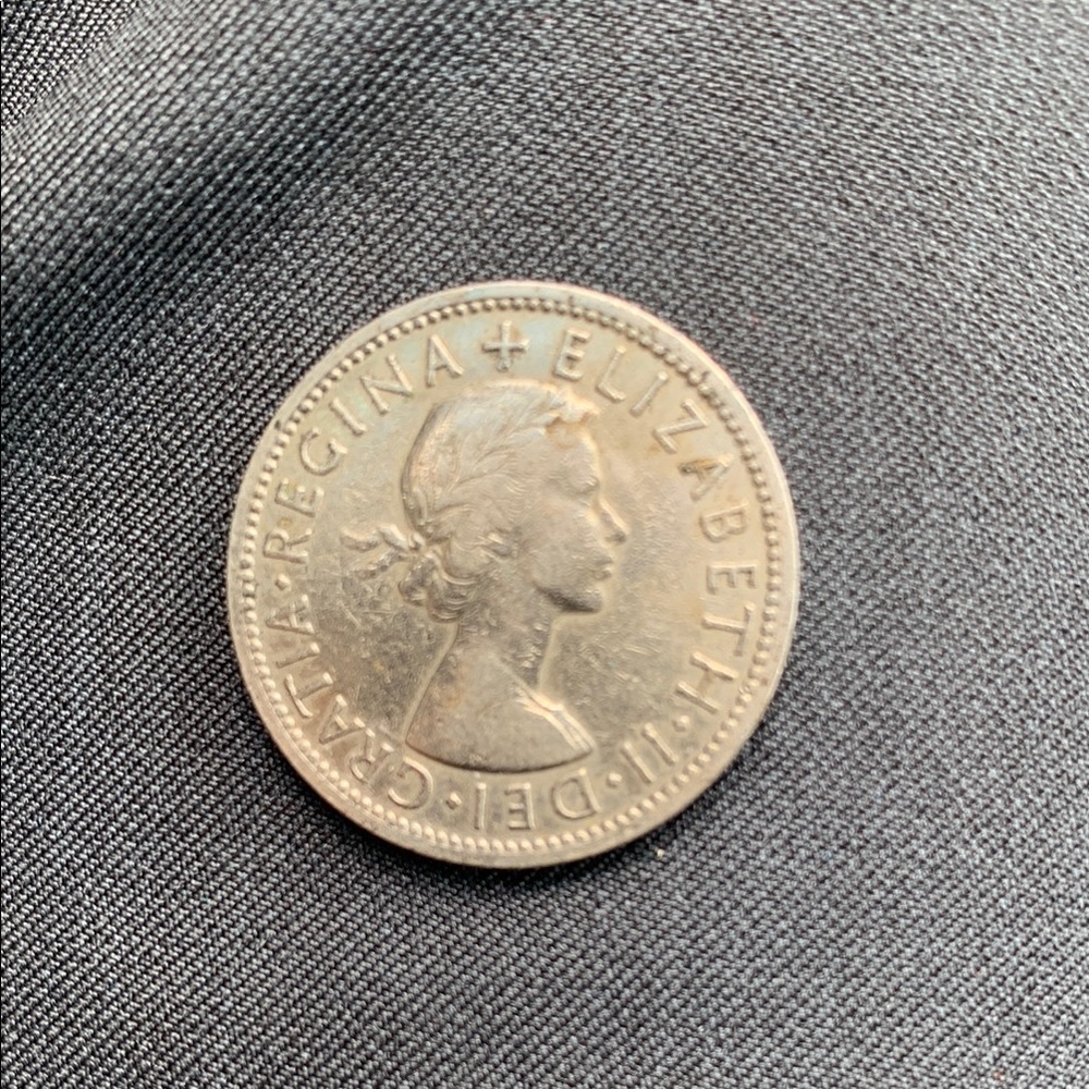Vintage Coin with Queen Elizabeth II Design 1965 Denmark 🇩🇰